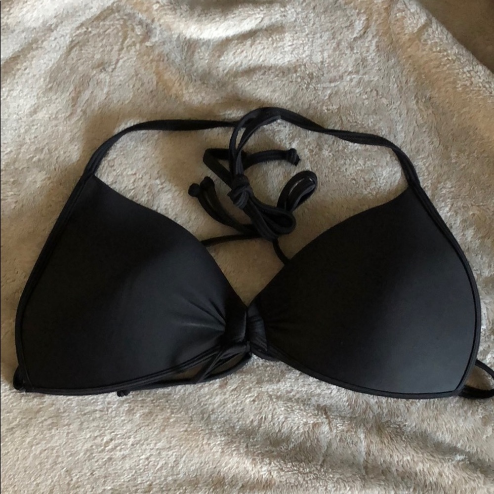 Black bikini top